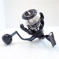 ２４ストラディックＳＷ ４０００ＸＧ